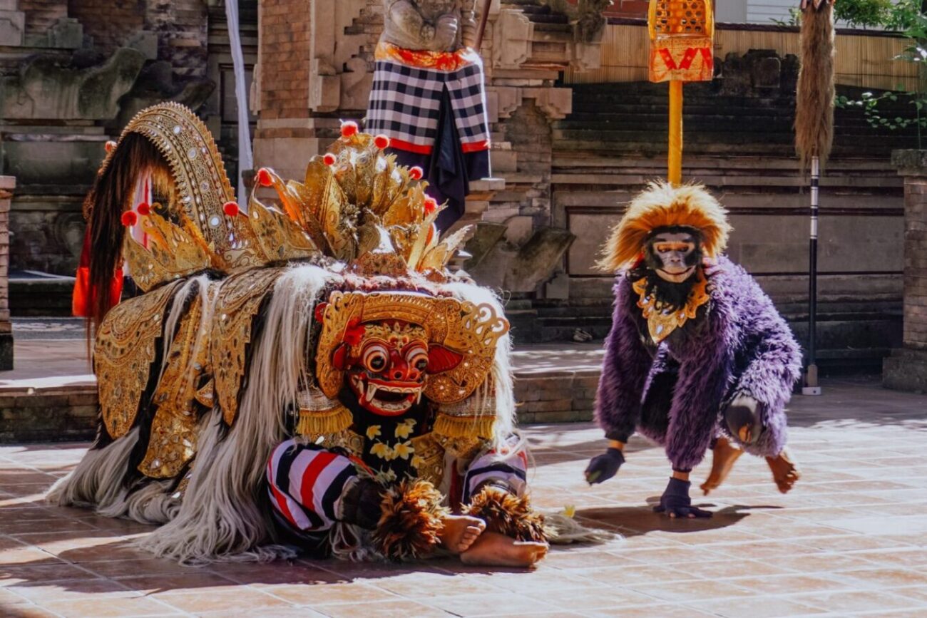 barong-kris-dance-bali-indonesia-e1747920929446.jpg