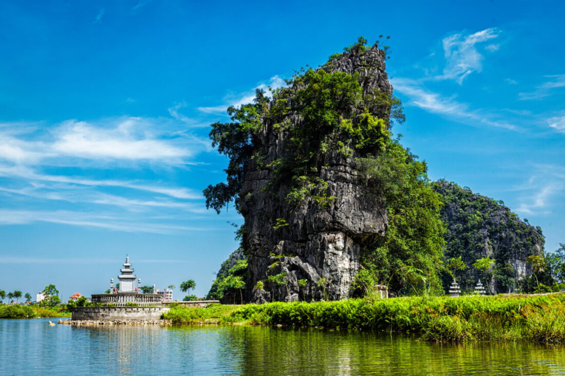 tam-coc-tourist-destination-in-vietnam-e1747921676608.jpg